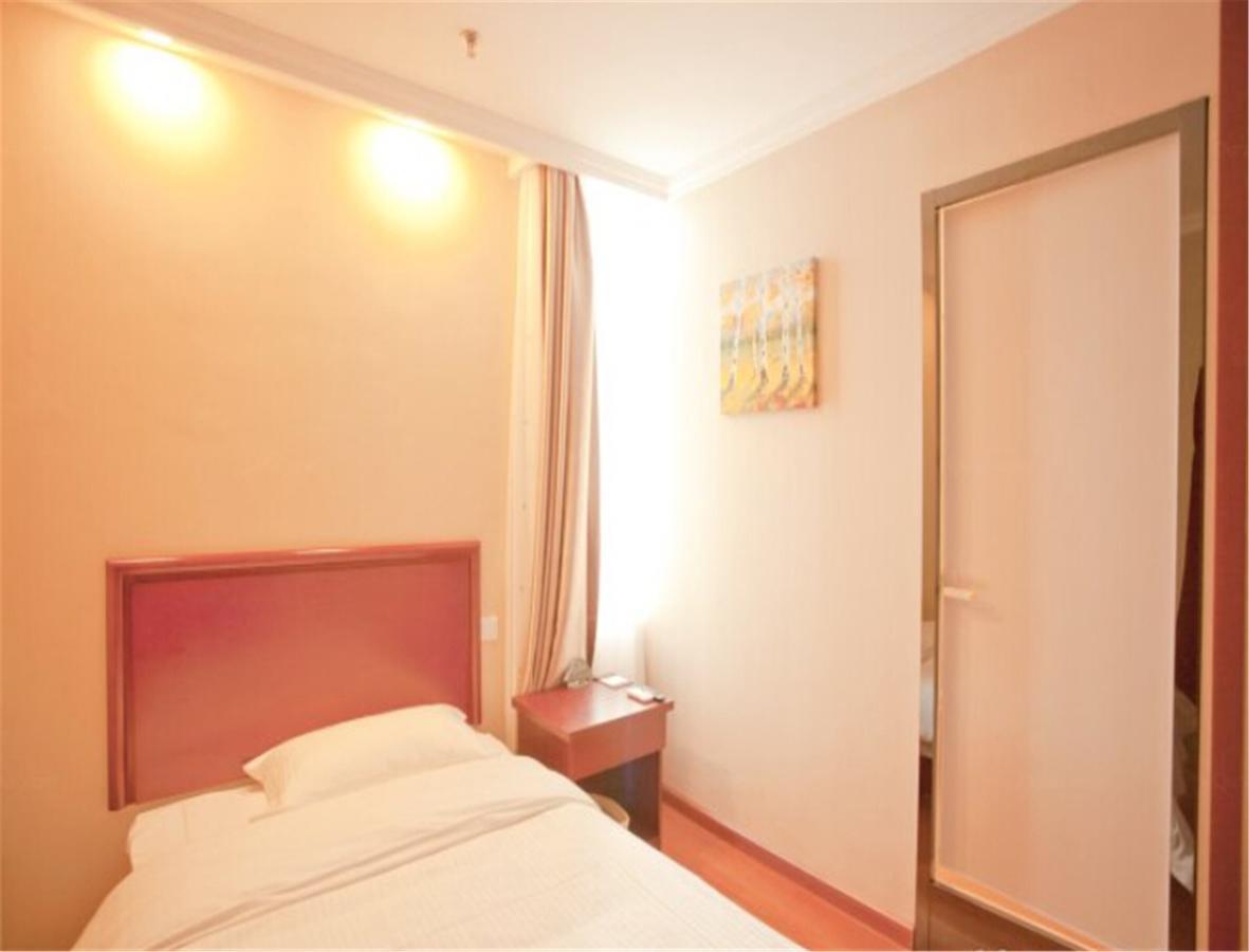 Greentree Inn Liaoning Dalian Railway Station South Shengli Square Express Hotel Exterior foto